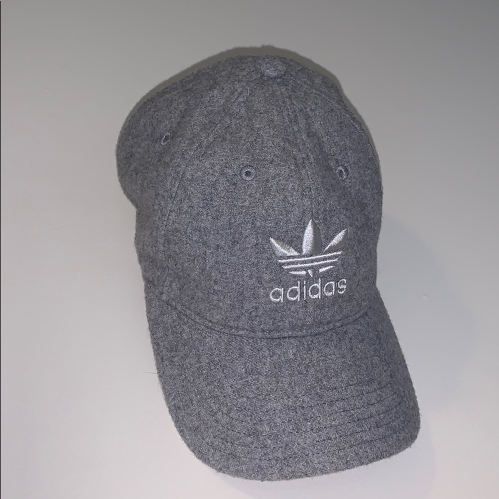 ADIDAS BASEBALL HOT WOOL GRAY LIKE NEW